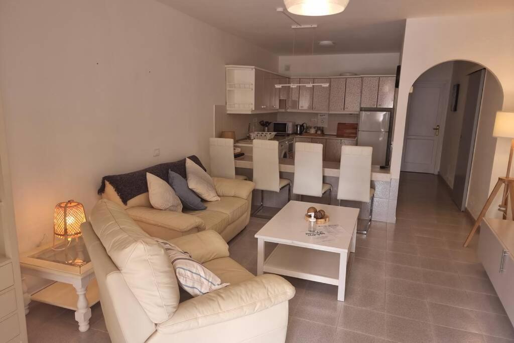 Casa Gales: Relax Next To The Sea Apartment For Families Corralejo Luaran gambar